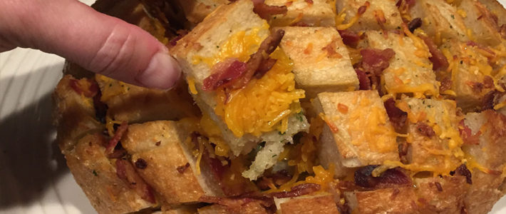 Cheesy Bacon Ranch Pull Apart Bread – Simply Addicting!! cheesy bacon ranch pull apart bread
