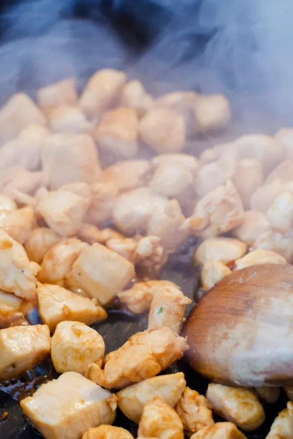 cooked chicken in soy sauce