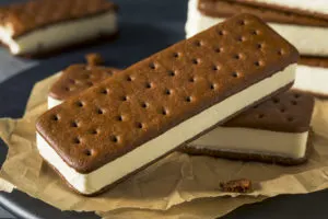 homemade ice cream sandwich