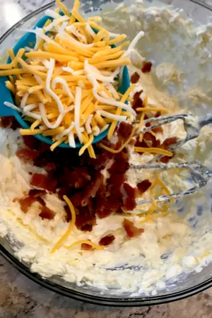 Loaded Jalapeno Popper Dip Recipe - Make Your Meals