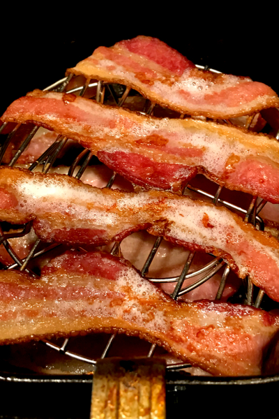 cooked air fryer bacon 