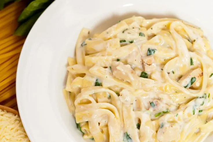 Instant Pot Chicken Fettuccine Alfredo