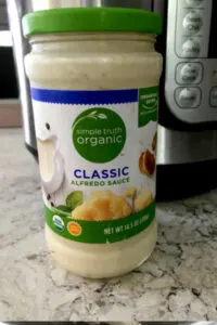jar of alfredo sauce