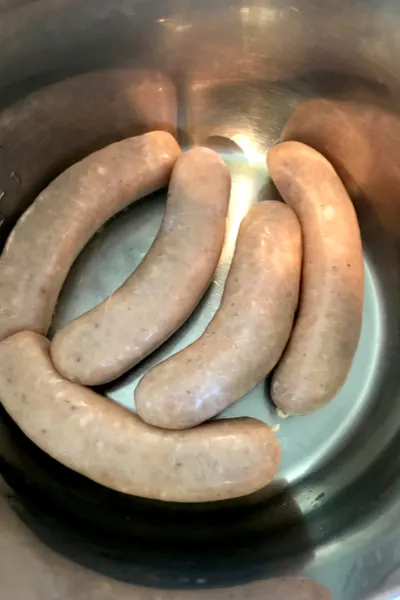 raw brats