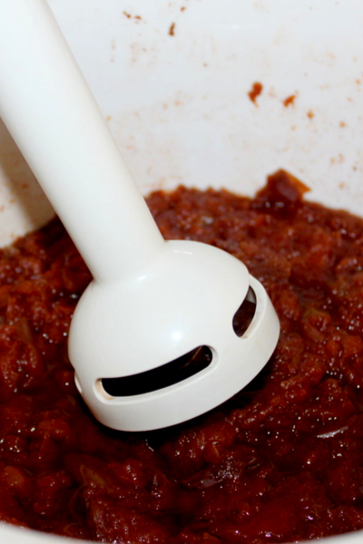 immersion blender puree apple butter in an Instant Pot 