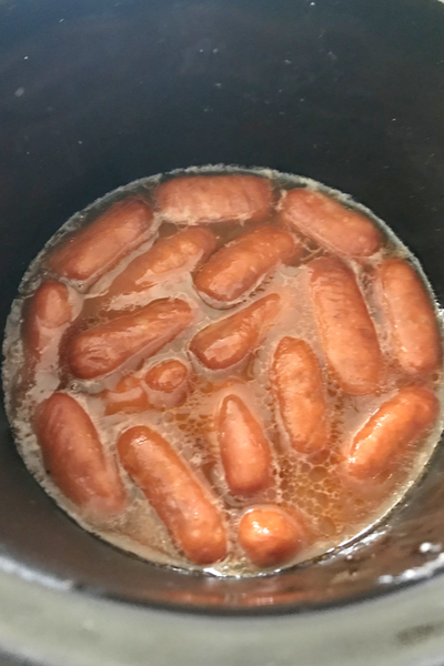 bbq little red smokies in slow cooker 