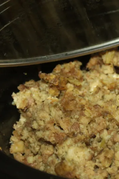 cooked slow cooker stuffing 