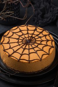 Halloween pumpkin cheesecake