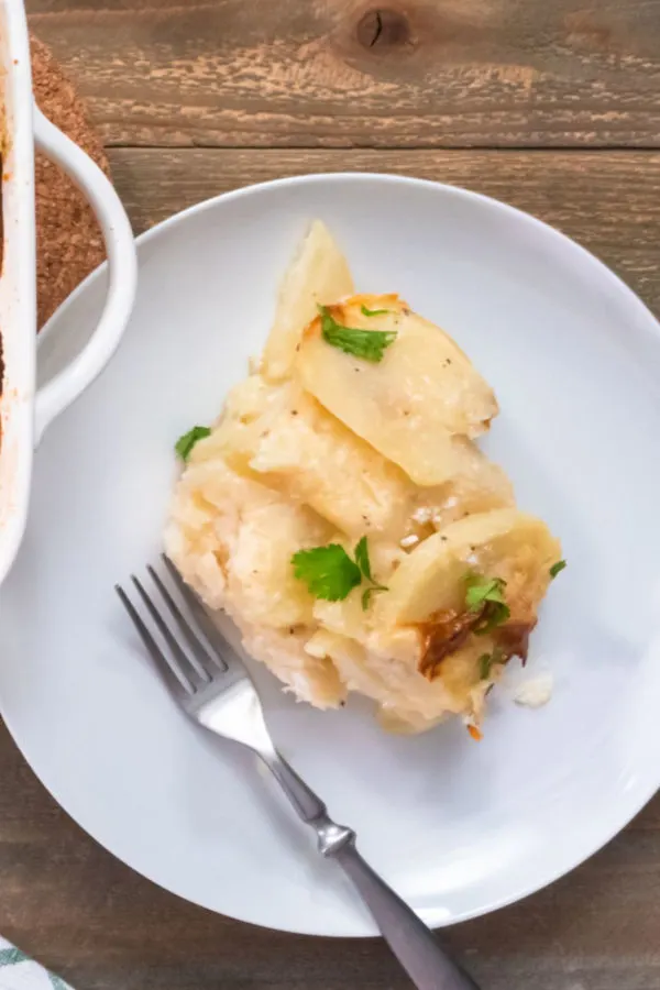 baked scalloped potatoes on plate