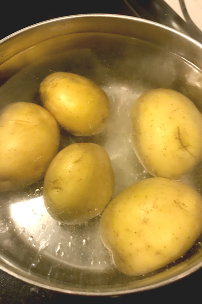 boiling yukon potatoes 