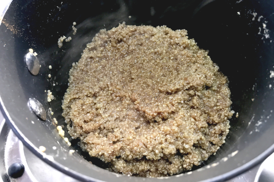 cooked quinoa 
