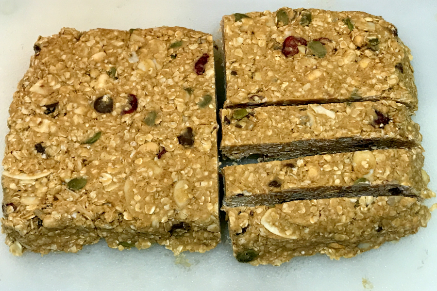 homemade chewy granola bars 