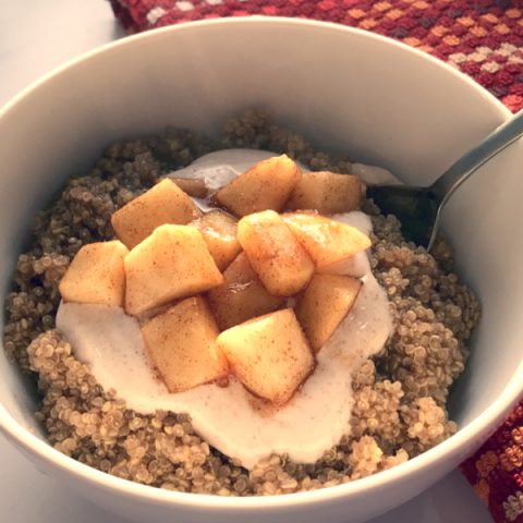 Cinnamon Apple Quinoa Breakfast Bowl