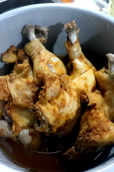 cooked chicken 