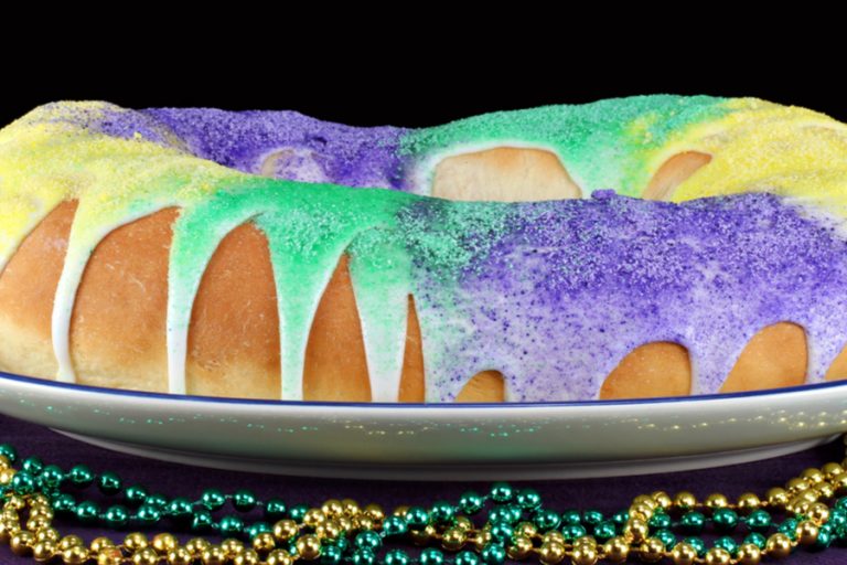 Easy King Cake Recipe The Perfect Treat For Mardi Gras Season