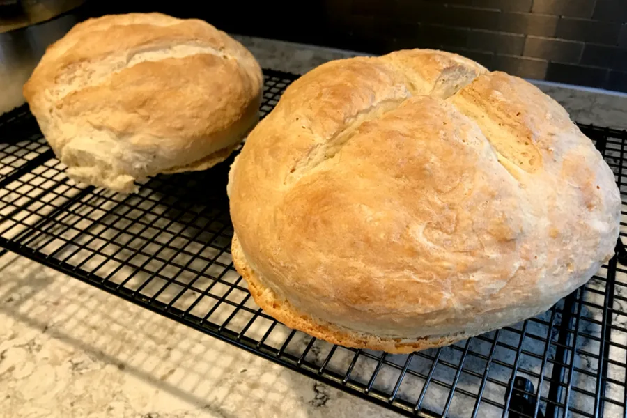 bread on cooling rack 