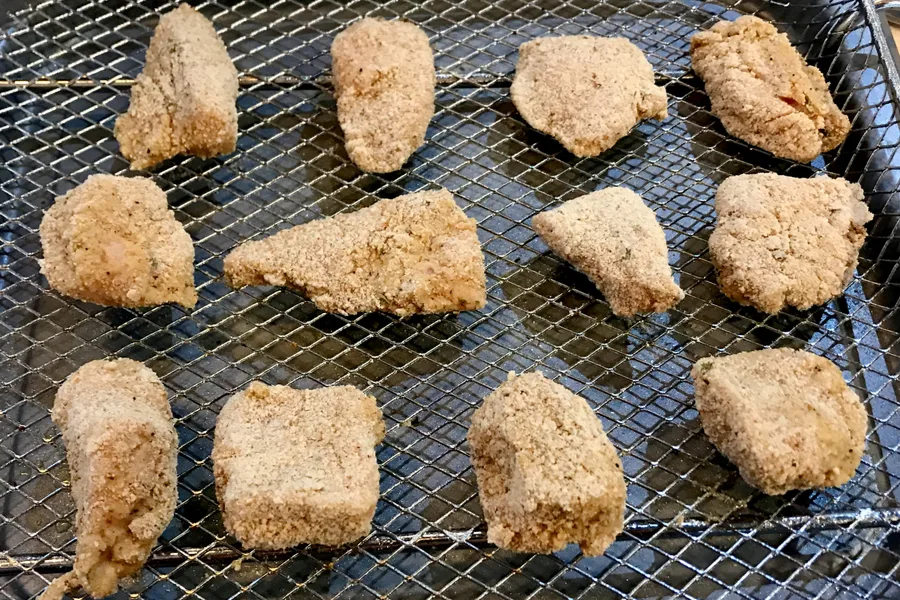 breaded chicken nuggets 