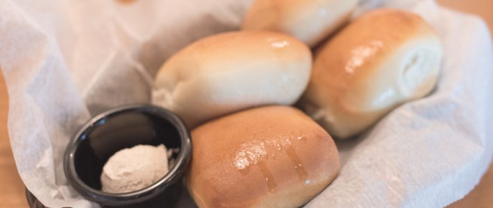 Texas Roadhouse Rolls – A Copycat Recipe texas roadhouse rolls