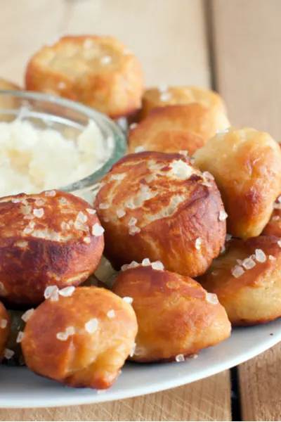 soft pretzel bites