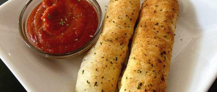 Air Fryer Pizza Sticks Recipe – An Easy To Make Snack or Appetizer air fryer pizza sticks