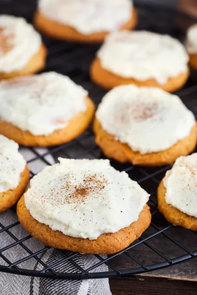 easy pumpkin cookies with cream cheese icing