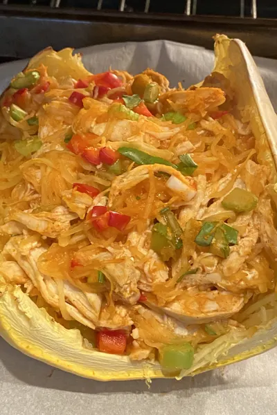 buffalo chicken spaghetti squash boat