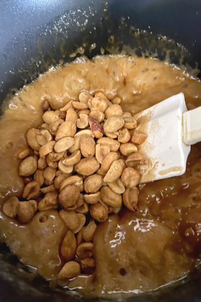 peanuts in caramel sauce 