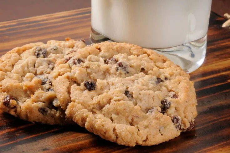 soft Oatmeal raisin cookies