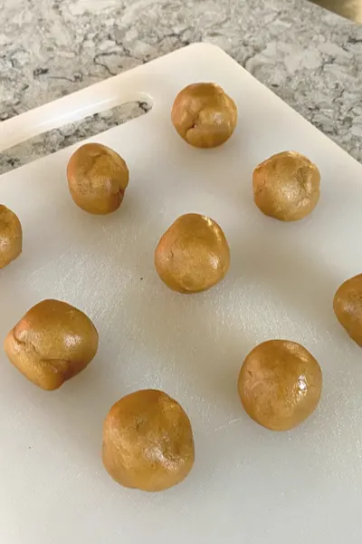 peanut butter balls 