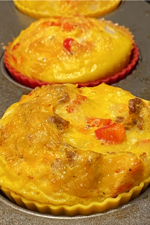 baked keto egg muffin