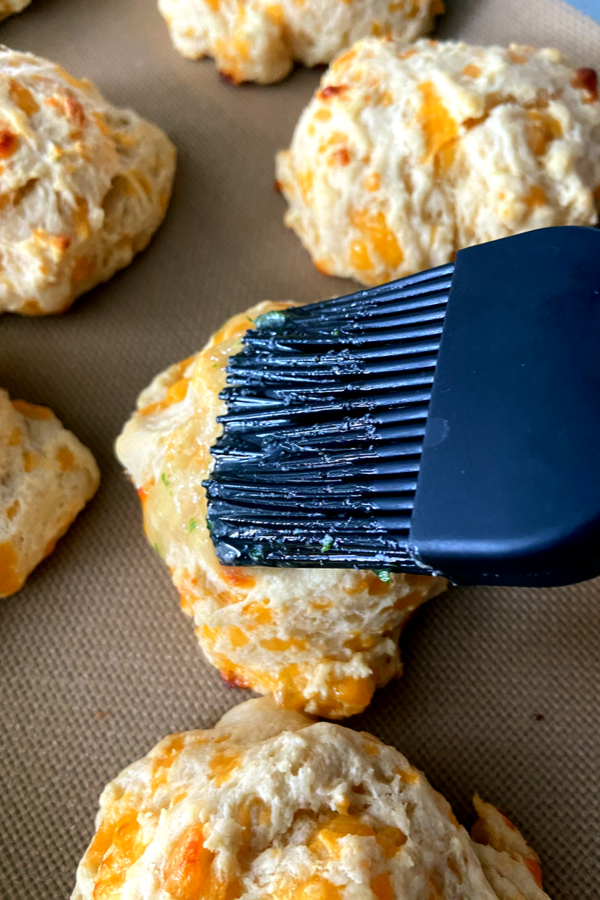 cheddar bay biscuit topping