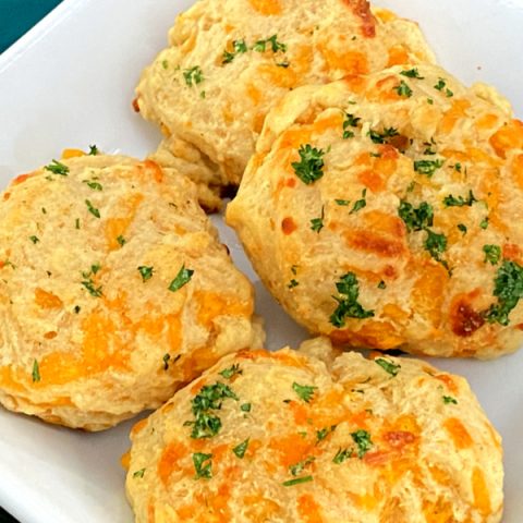 cheddar bay biscuits