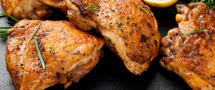 Air Fryer Chicken Thighs – An Easy Low-Carb Recipe air fryer chicken thighs