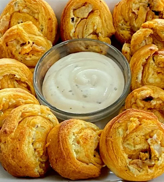buffalo chicken pinwheels
