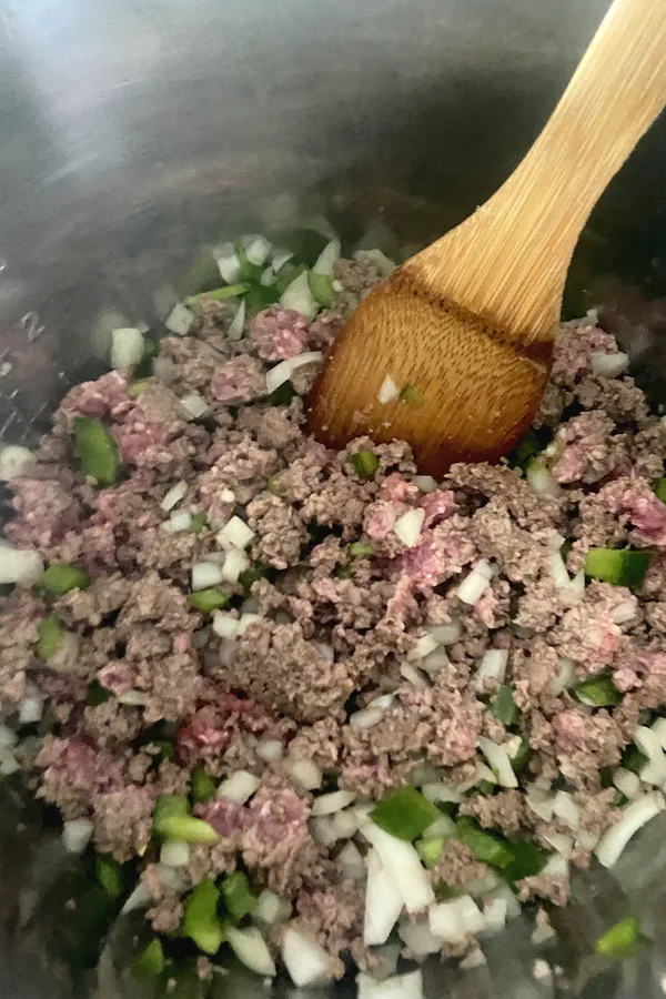 ground beef onions and peppers 