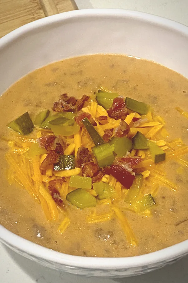low-carb cheeseburger soup