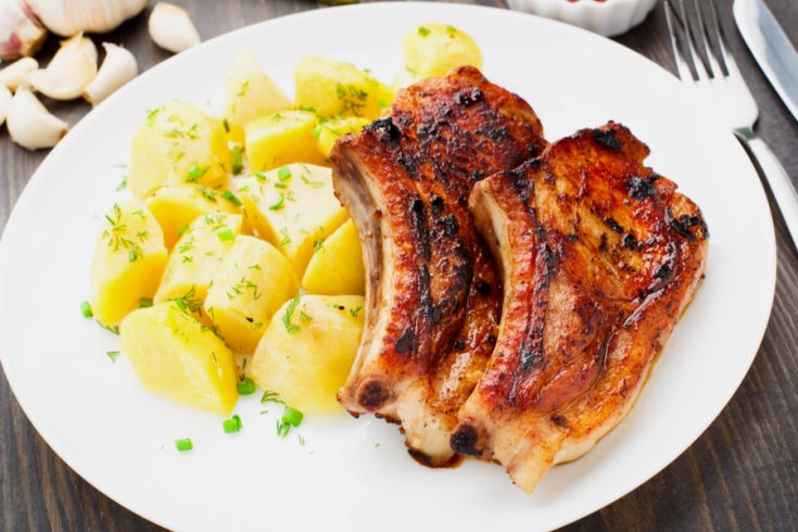 sheet pan pork chops and potatoes