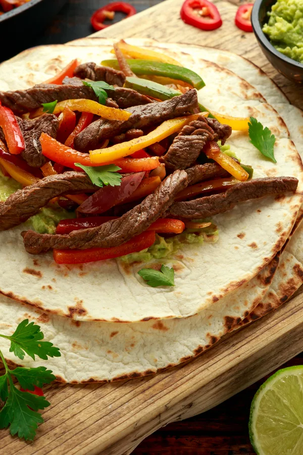 sheet pan steak fajitas