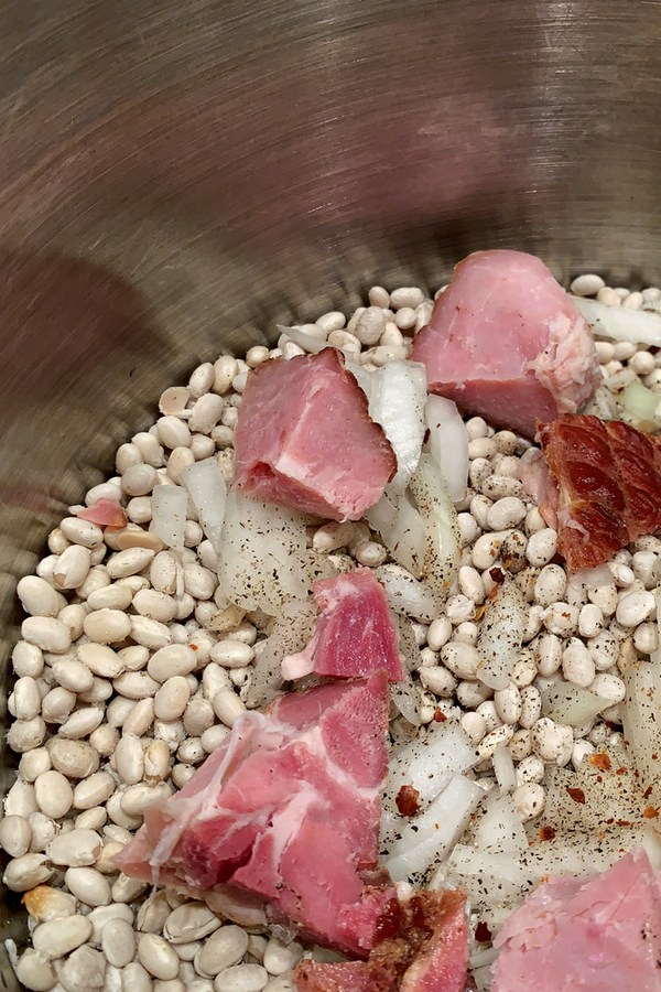ingredients for instant pot ham and bean soup