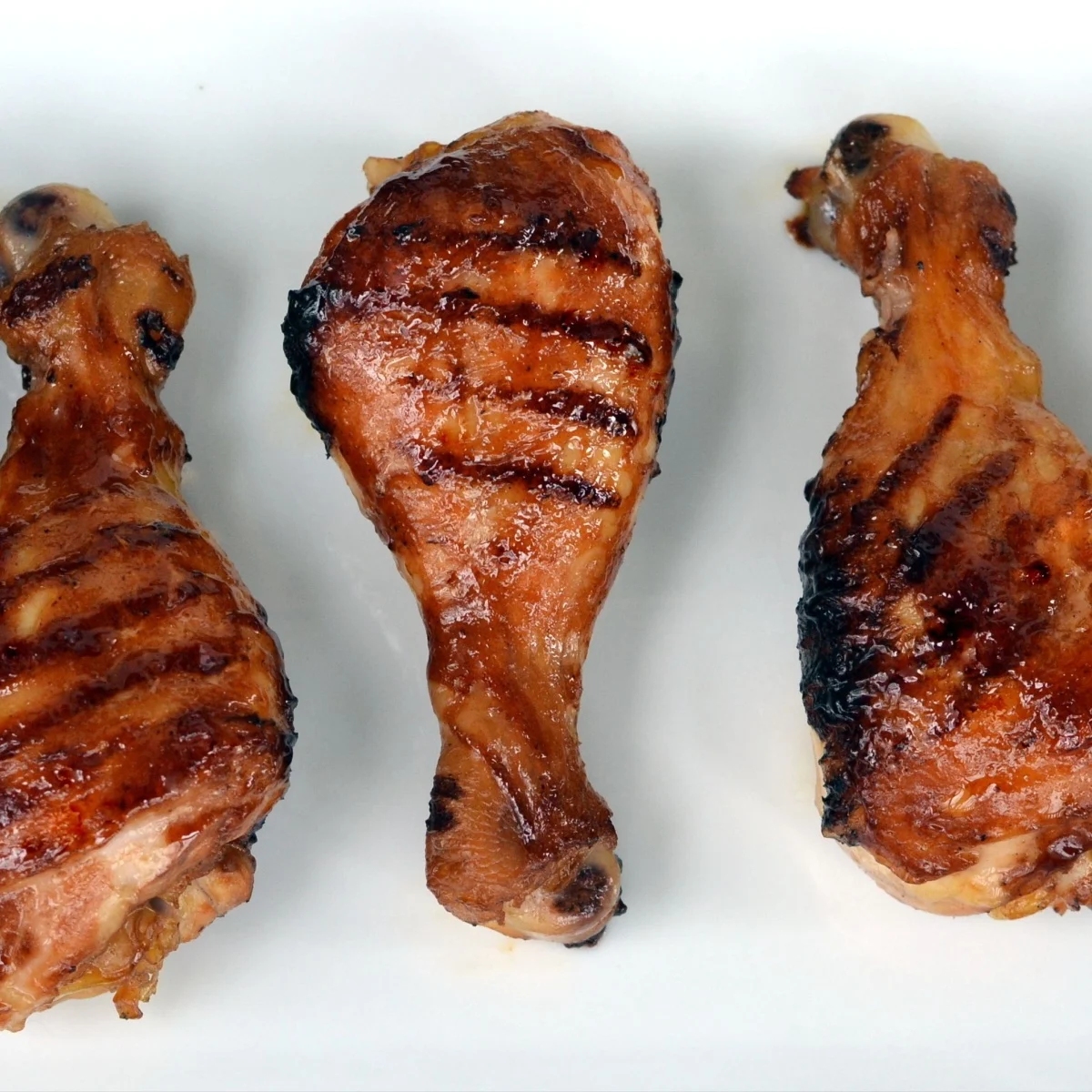 grilled barbecue chicken legs