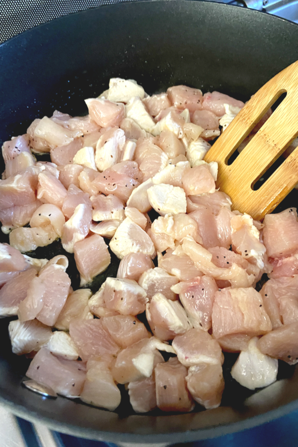saute chicken breast pieces 