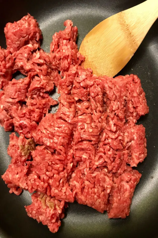 ground beef in skillet 