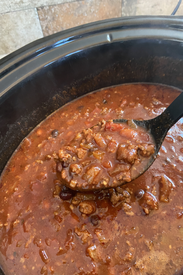 chili in crock pot 