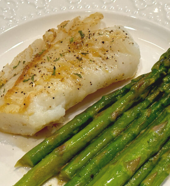 garlic butter cod and asparagus
