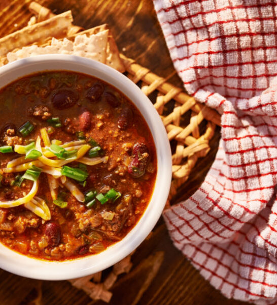best instant pot chili in bowl