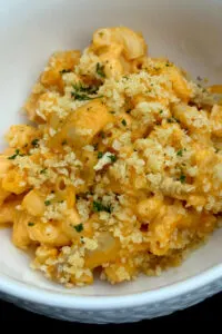 bowl of buffalo chicken mac and cheese