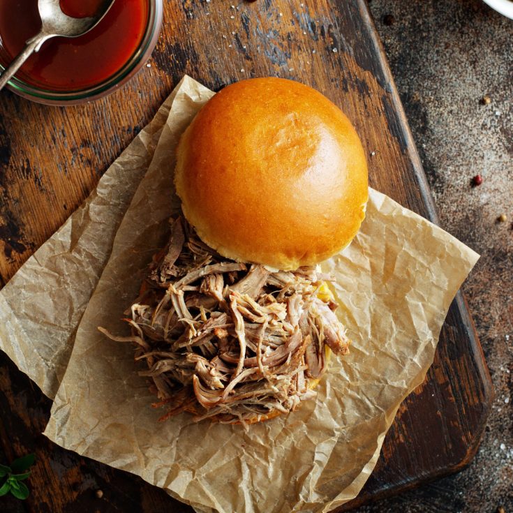 slow cooker pulled pork sandwich