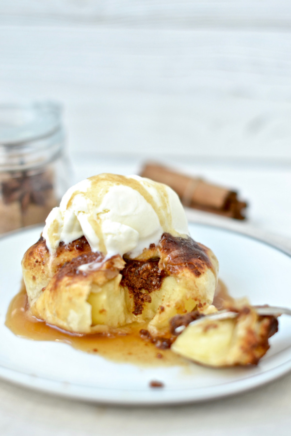 old-fashioned apple dumplings with ice cream on top 