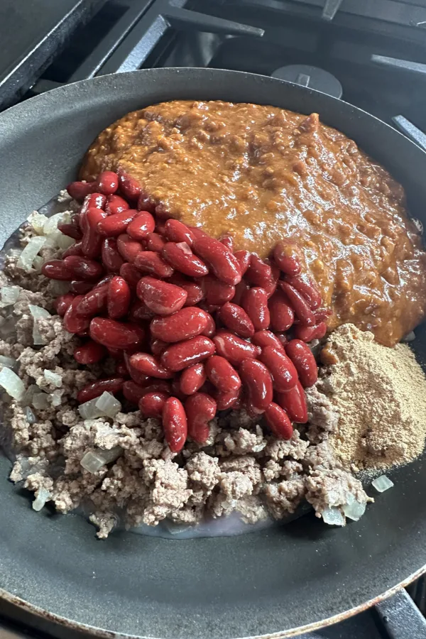 chili beans and meat 