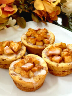 apple cinnamon roll muffins